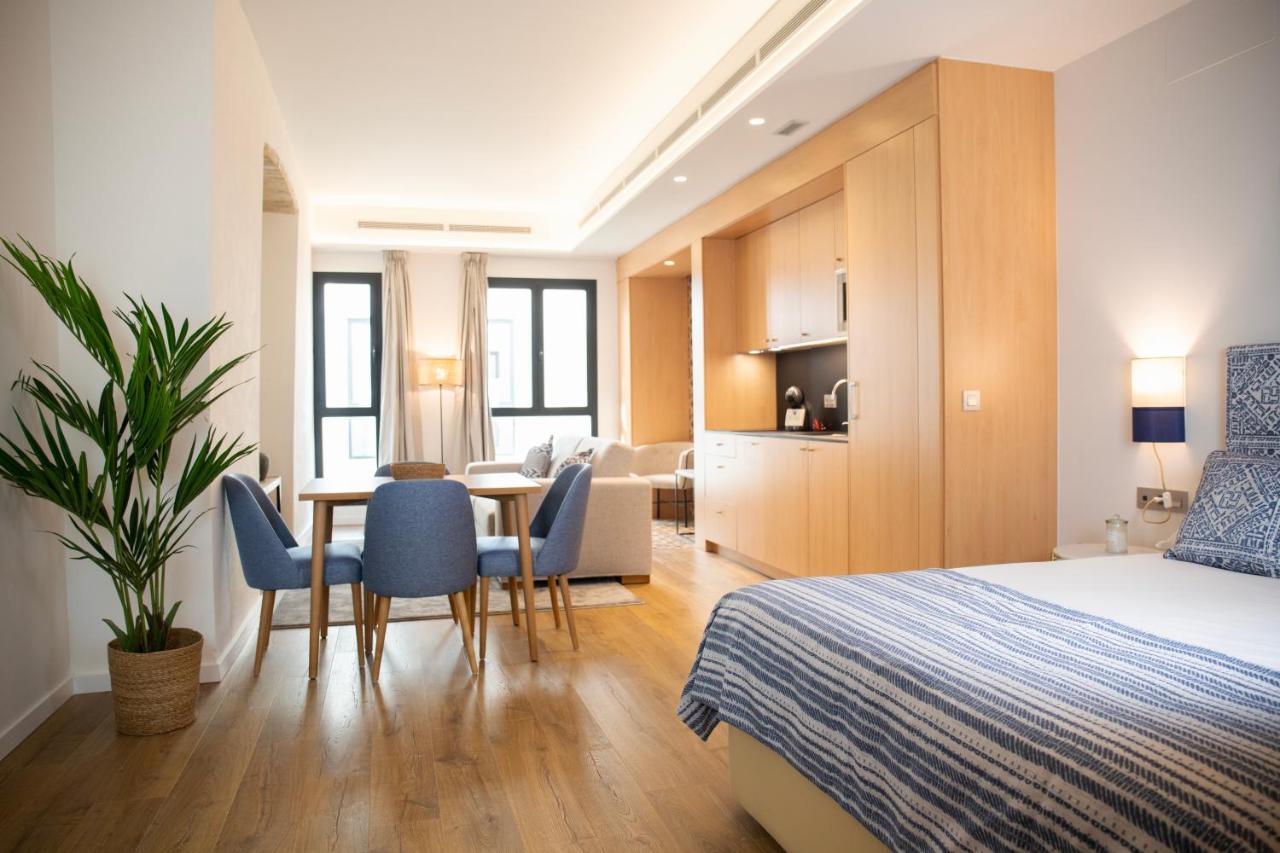 Nqn Aparts & Suites Sevilla Kültér fotó