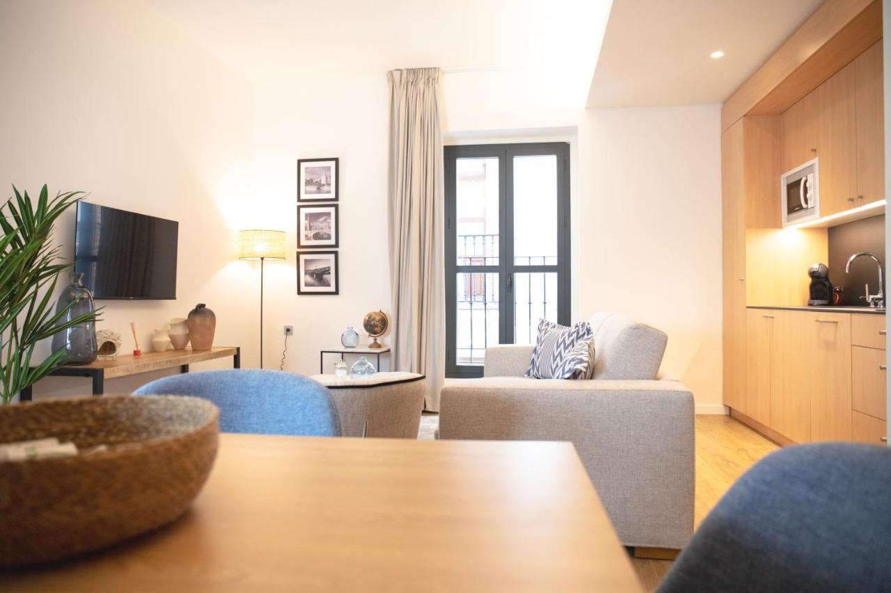 Nqn Aparts & Suites Sevilla Kültér fotó